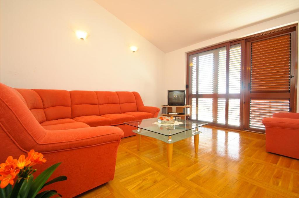 Appartement Hella *